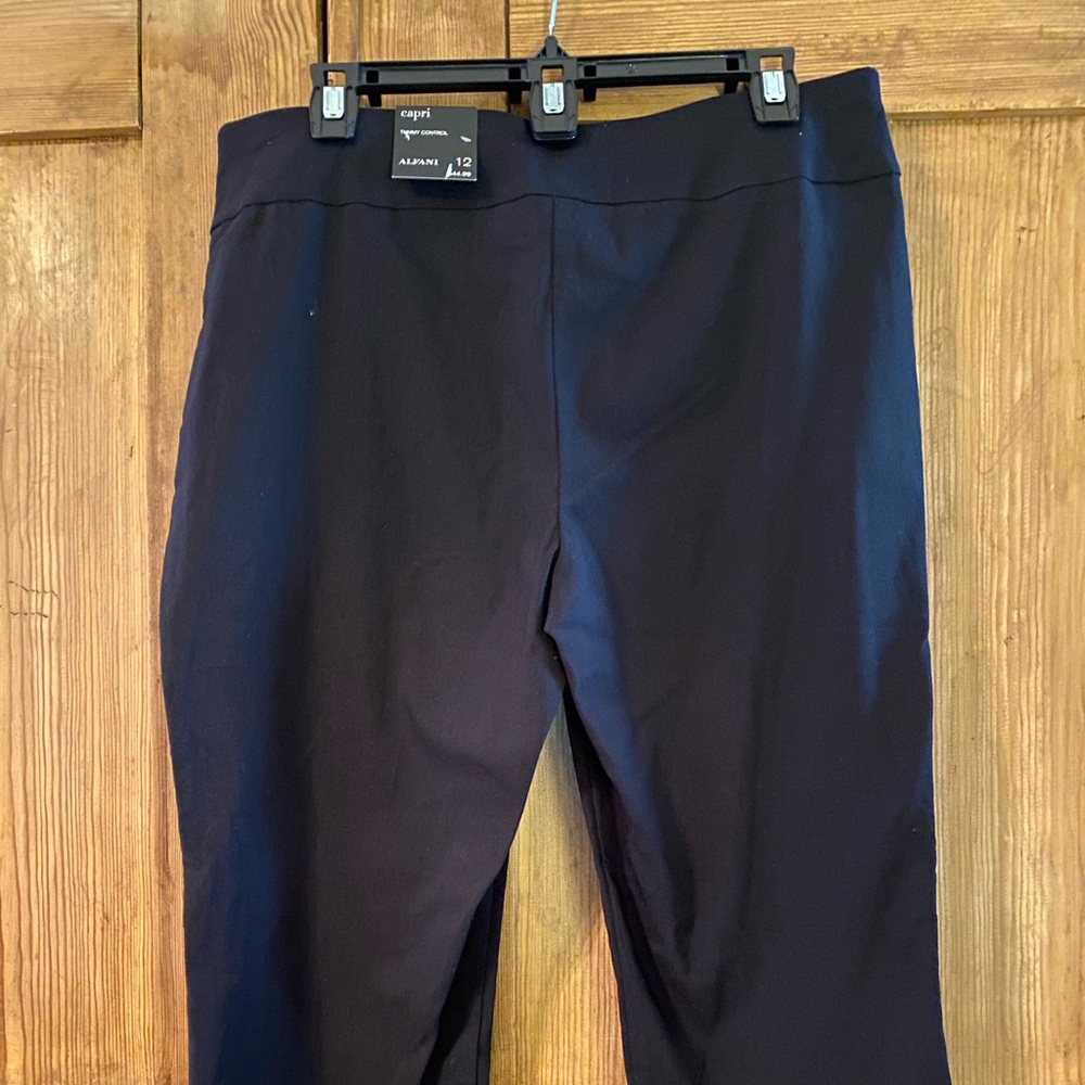 New with tags - Alfani Capri tummy control